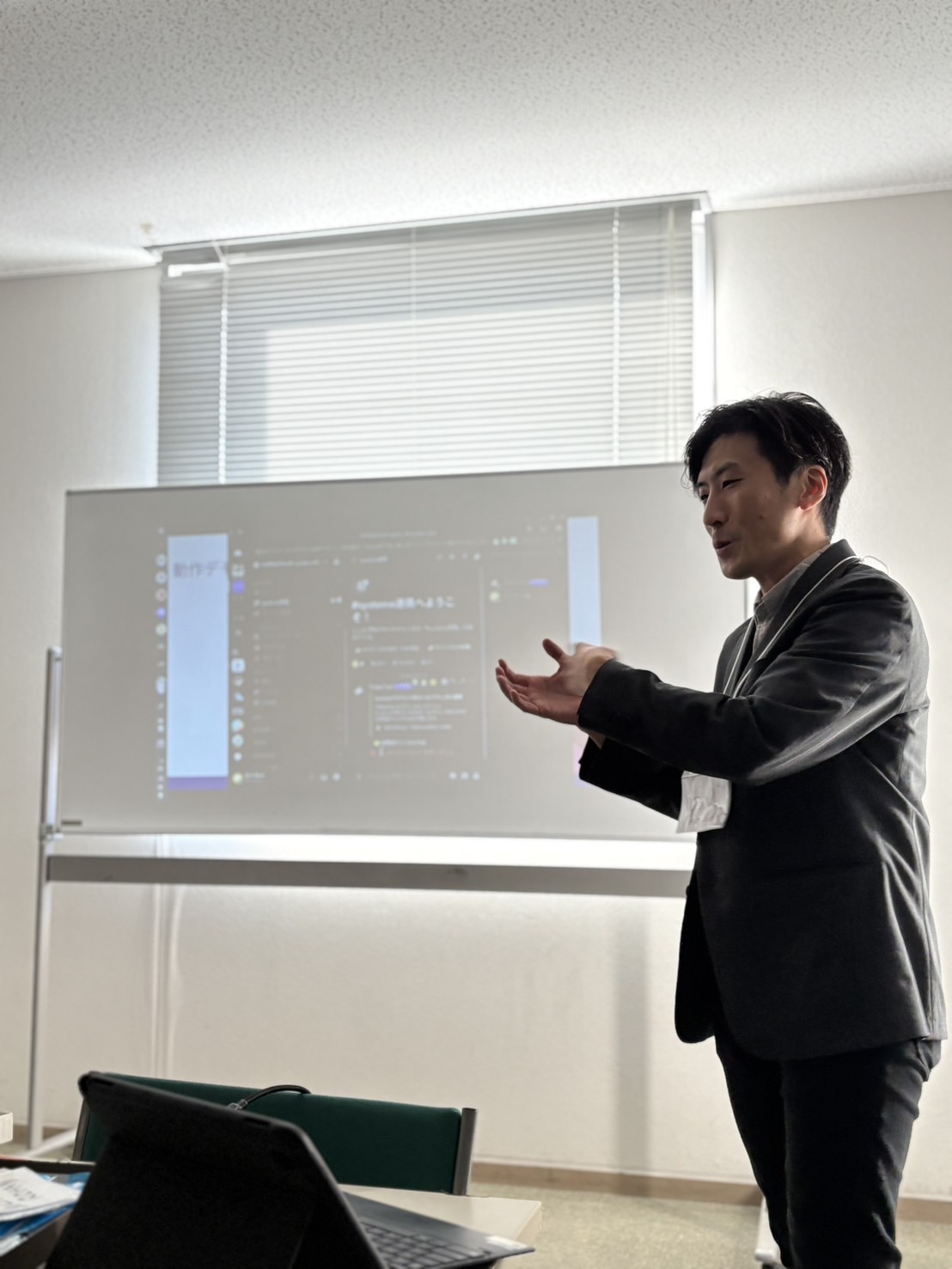 代表による研修の様子（動画は準備中）